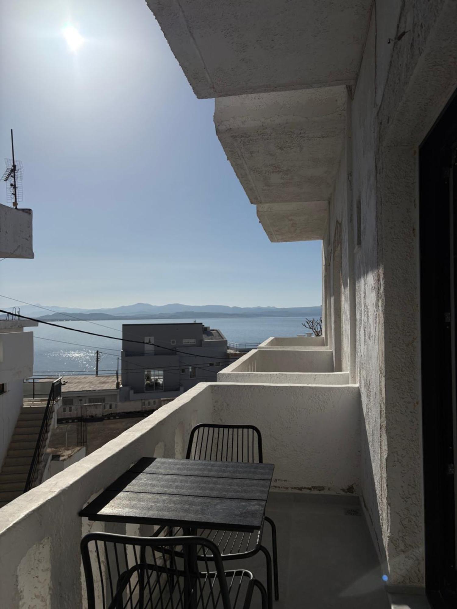 Chris&C Apartments Agia Galini  Room photo